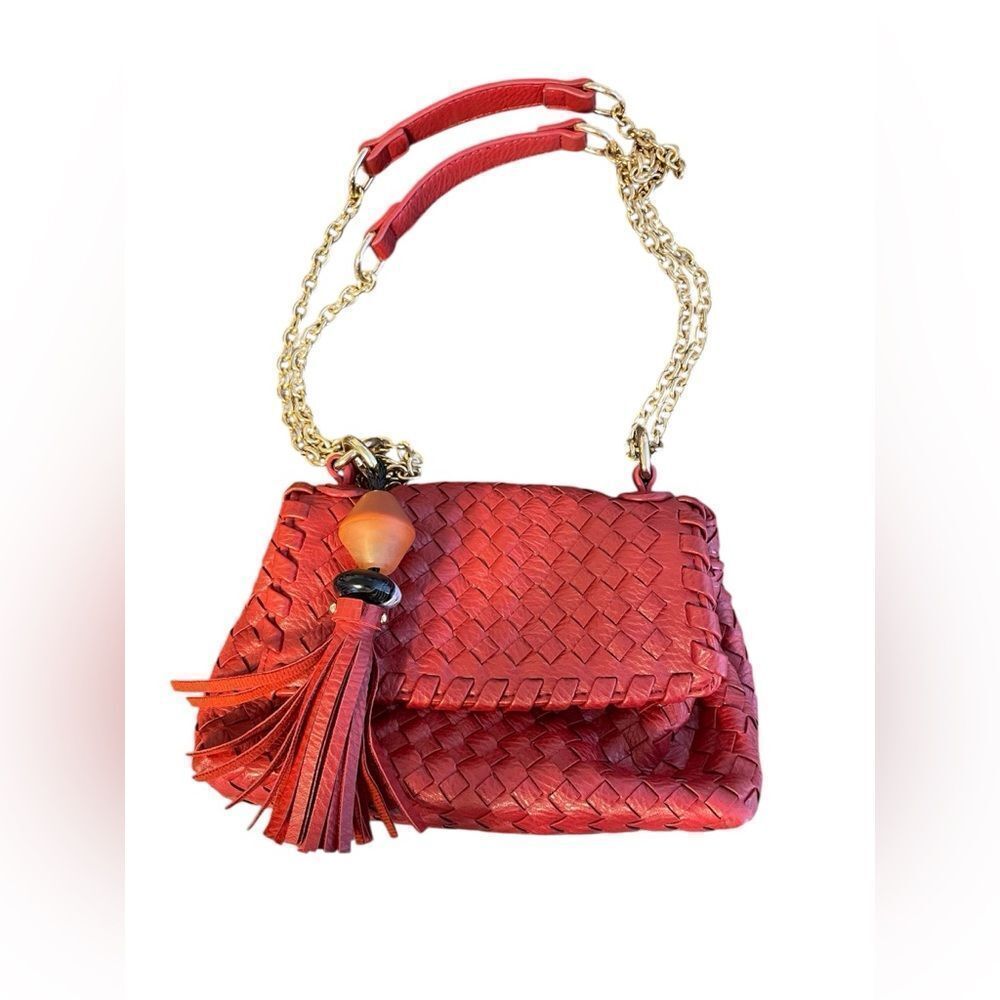Sondra Roberts Squared red woven crossbody purse w/tassel